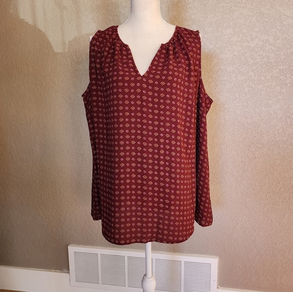 Lane Bryant sleeveless blouse size 20 New with tags